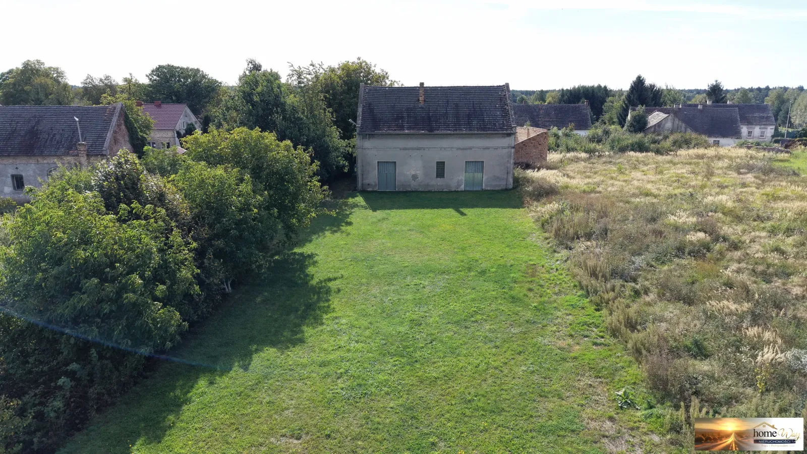 Budynek – 141 m² | Działka - 1765 m² | MPZP 1MU