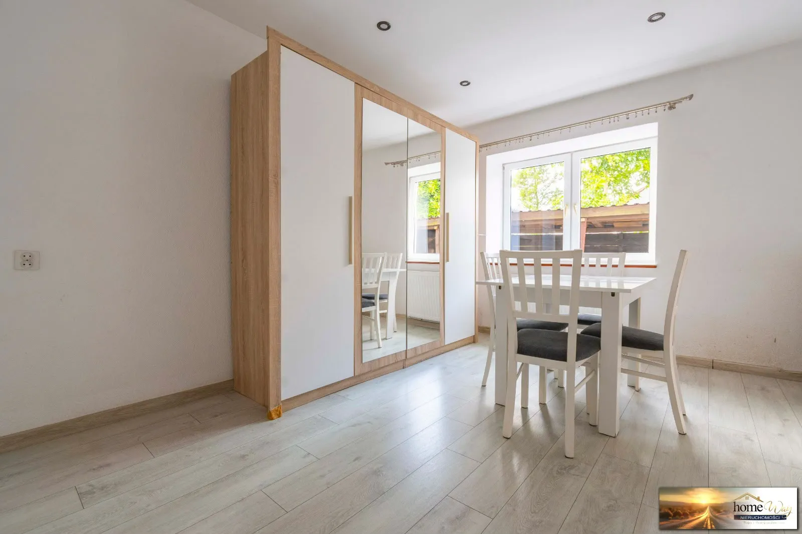Na sprzedaż funkcjonalne mieszkanie- 50,78 m2 – Osiecznica, 12 km od Bolesławca